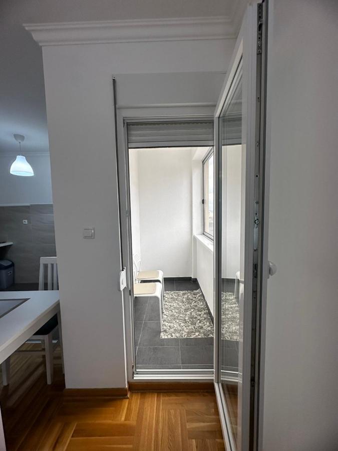 Port 2 Apartment Belgrade Exterior photo