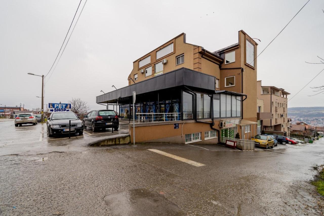 Port 2 Apartment Belgrade Exterior photo